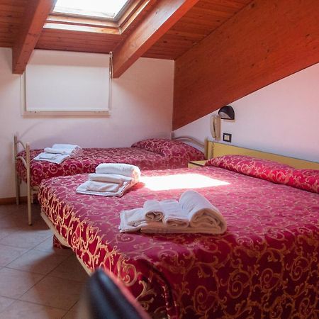 Albergo Villa Miraggio Rímini Exterior foto